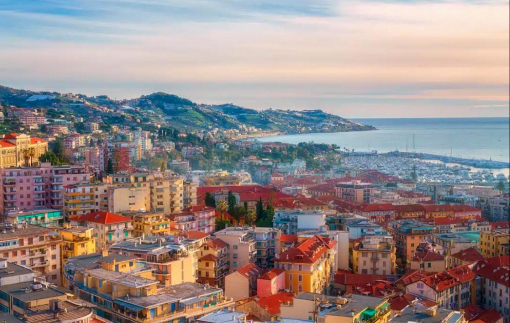 La Magia Del Mare Bed and Breakfast Sanremo Exteriör bild
