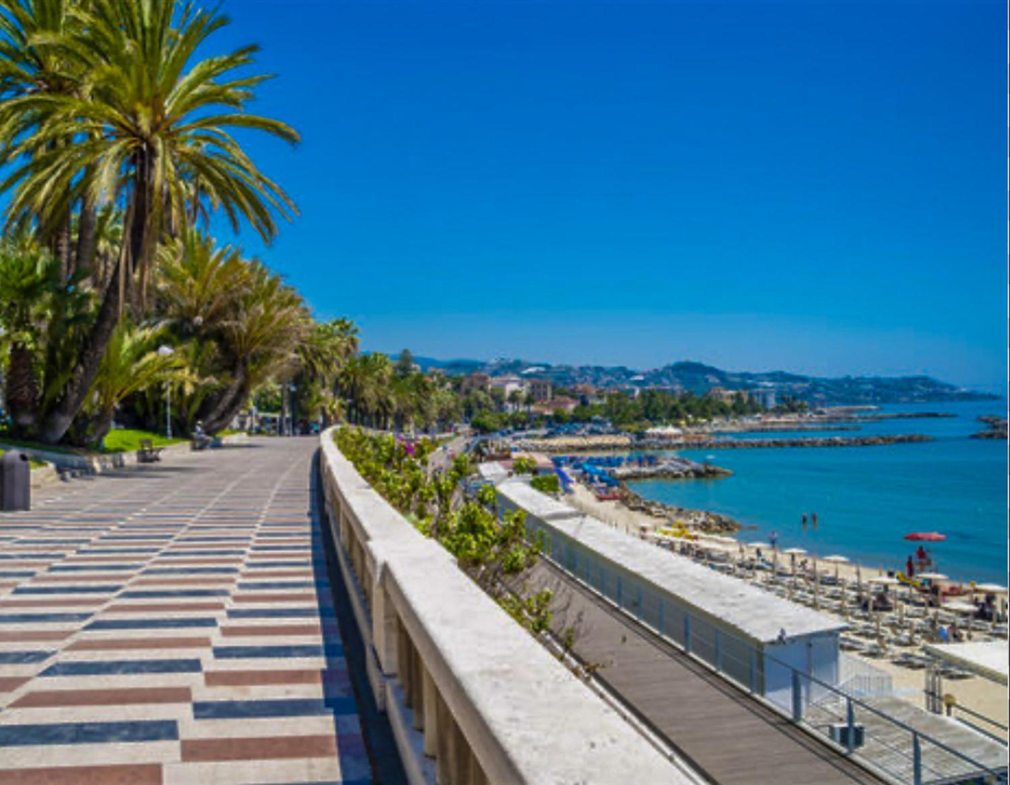La Magia Del Mare Bed and Breakfast Sanremo Exteriör bild