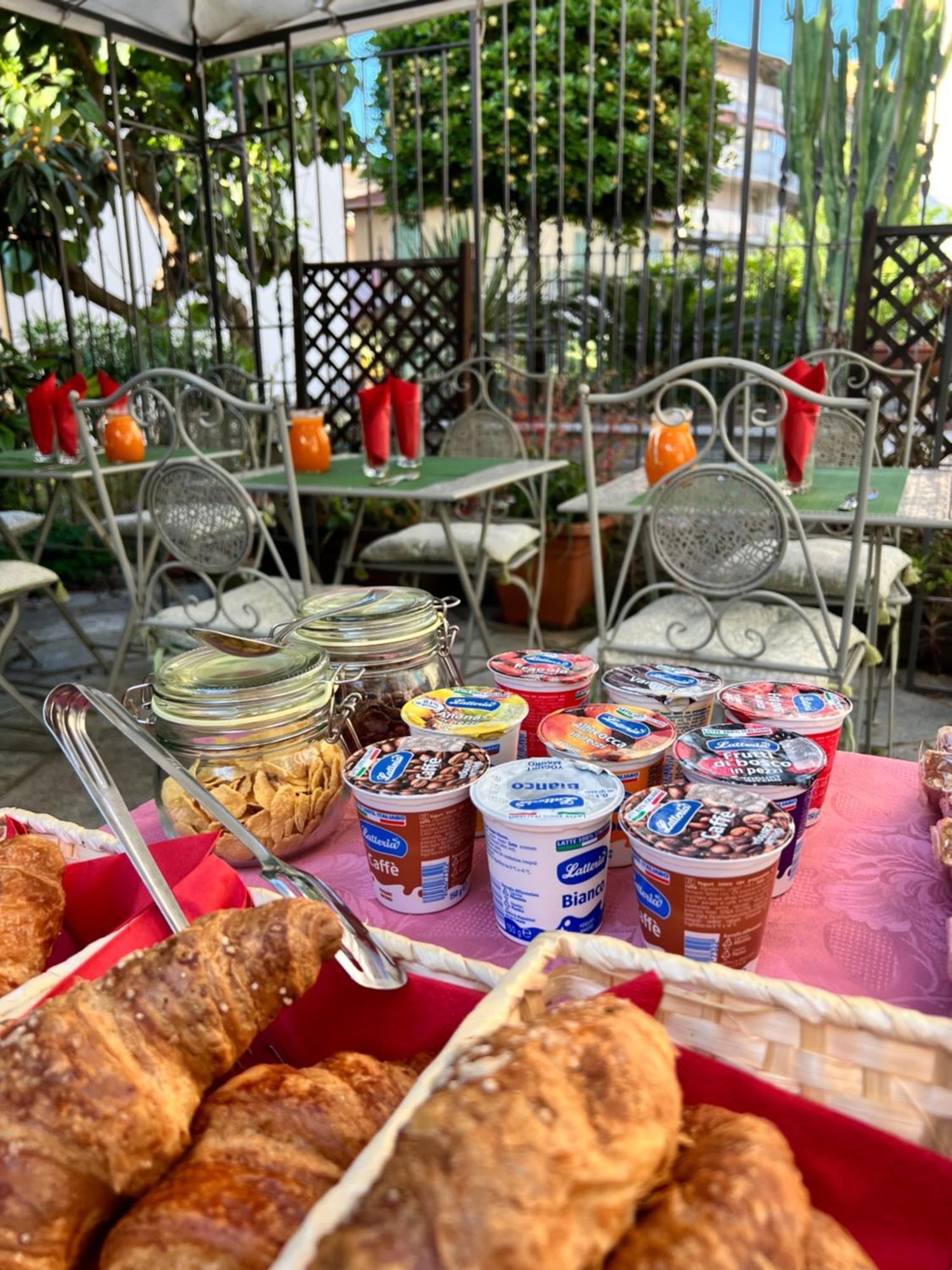 La Magia Del Mare Bed and Breakfast Sanremo Exteriör bild